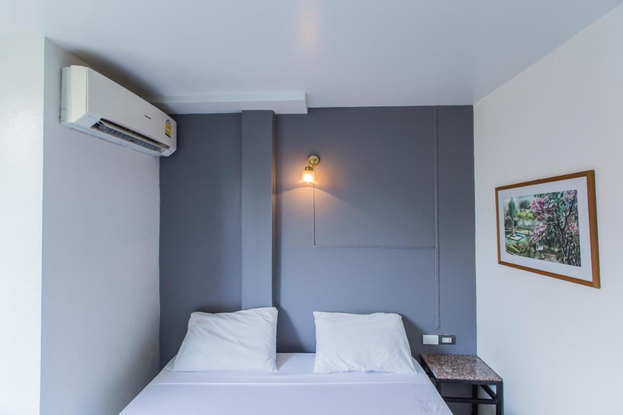 Chongko Guesthouse Phuket Exterior photo